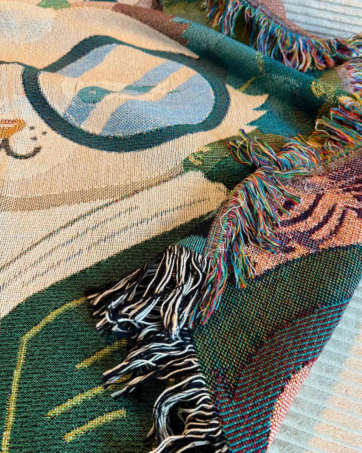 Personalized "Shh.. I'm Reading" Woven Blanket