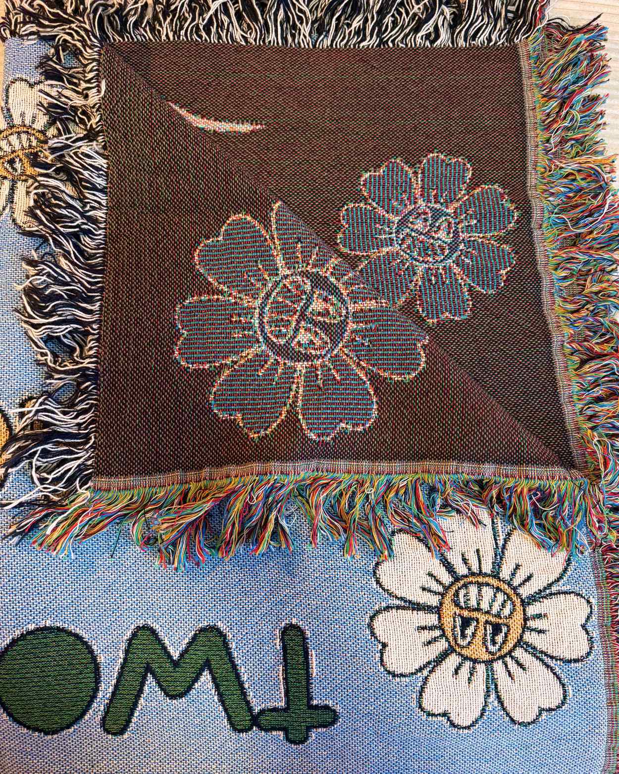 Personalized "Funny Eyes" Woven Blanket