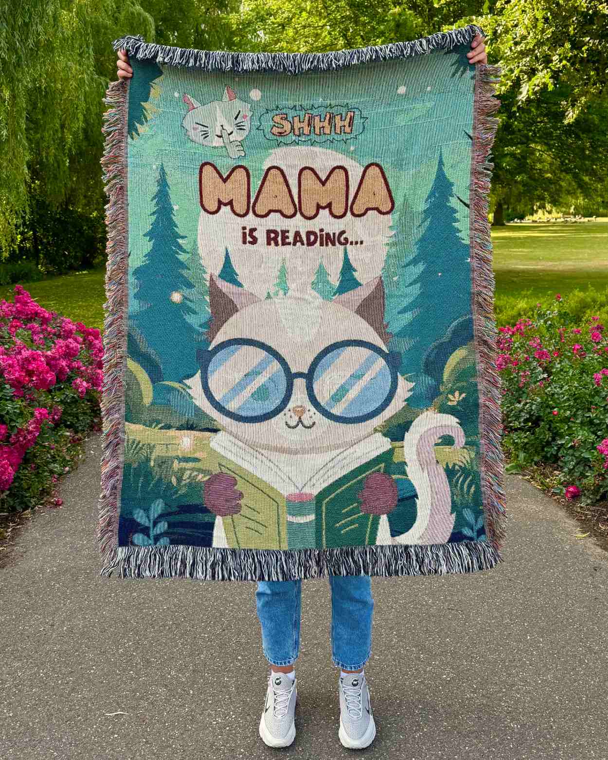 Personalized "Shh.. I'm Reading" Woven Blanket