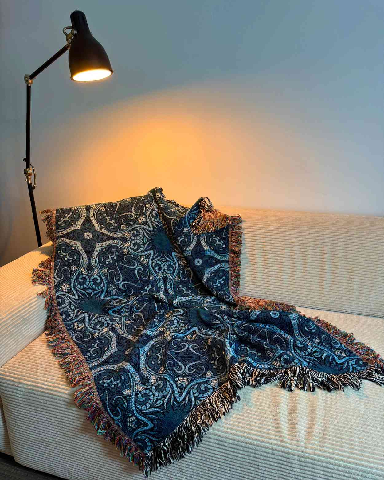 "Royal Saphire Elegance" Woven Blanket