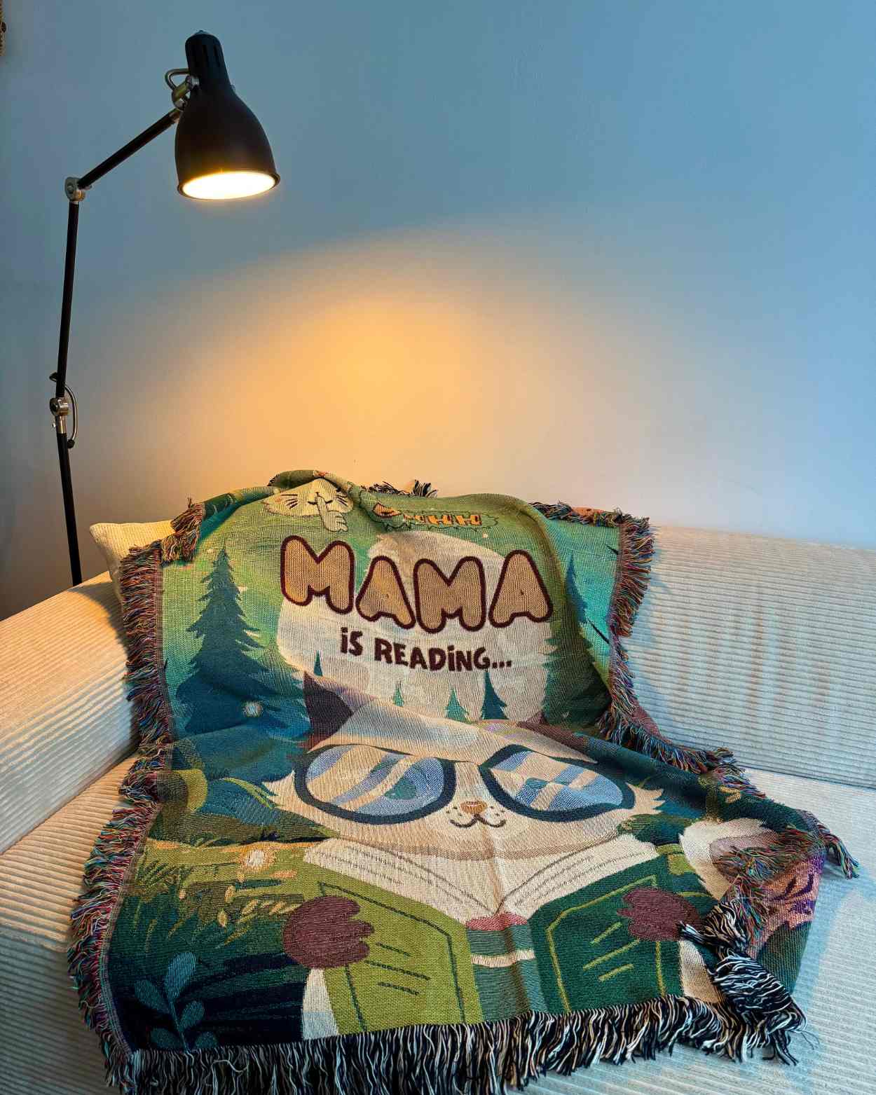 Personalized "Shh.. I'm Reading" Woven Blanket