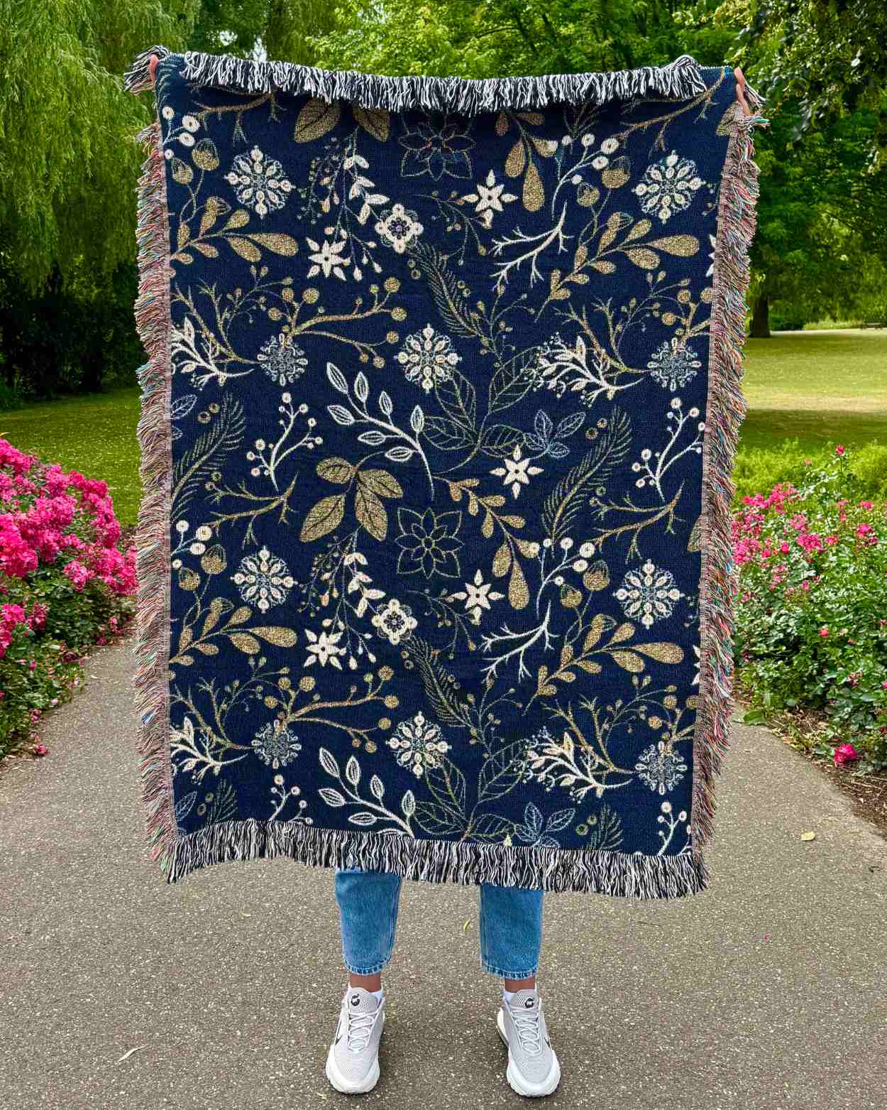 "Royal Garden" Woven Blanket